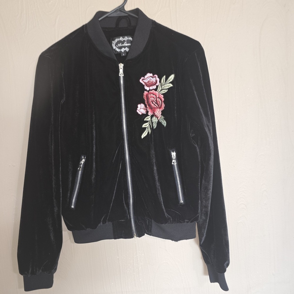 Ambiance Rose Embroidered Black Velour Y2k Style Jacket Full Zip Size Small